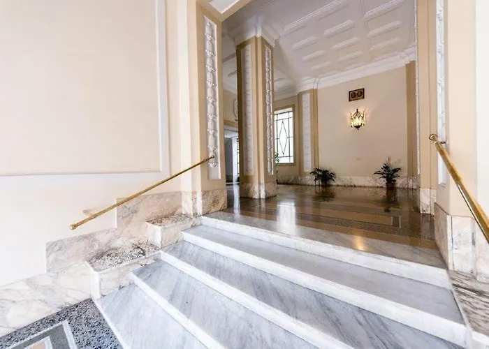 ホステル Sunshine ローマ